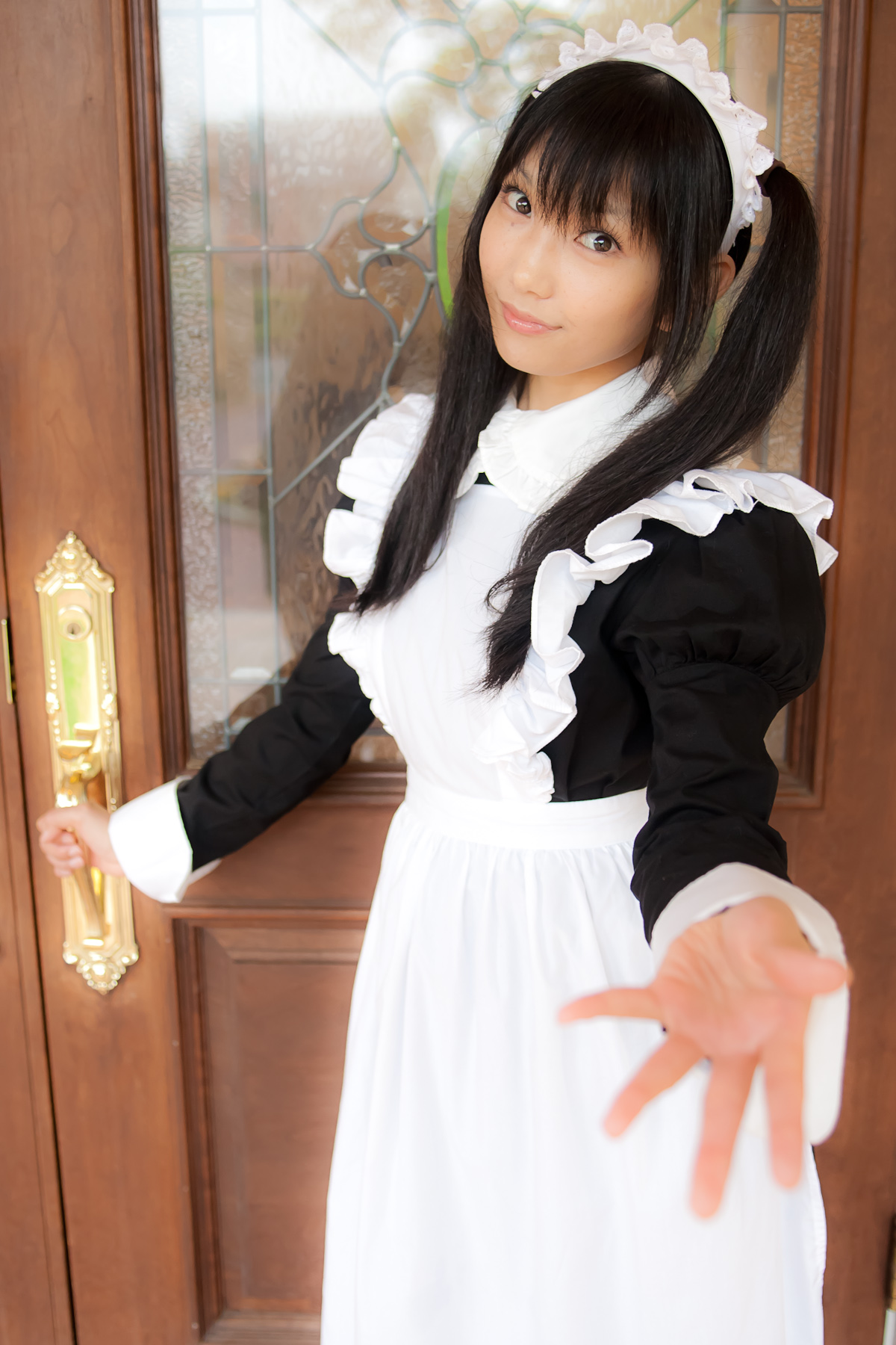 asian black_hair female high_heels lenfried long_hair maid shoes solo thighhighs twintails