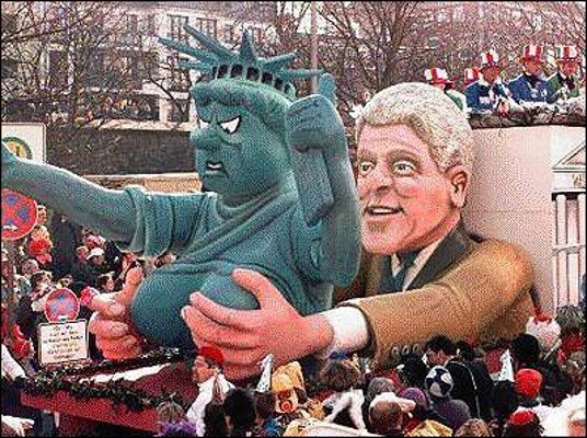 bill_clinton statue_of_liberty