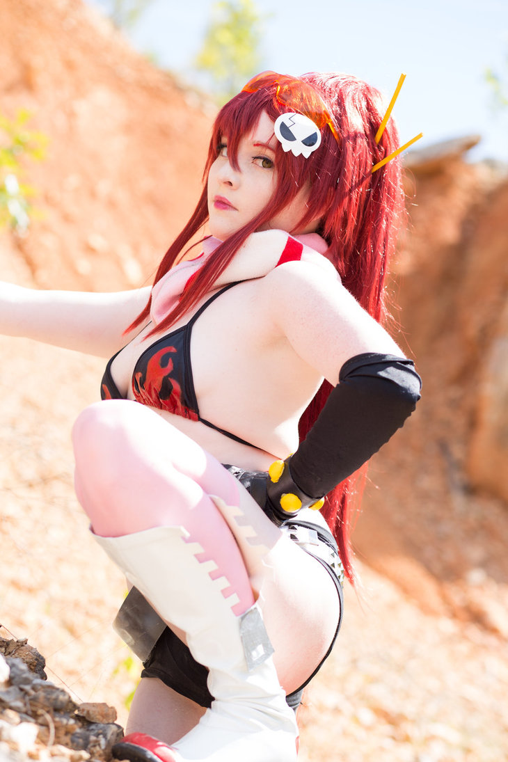 1girl bikini_top breasts cosplay female foxycosplay long_hair outside red_hair short_shorts shorts solo tagme tengen_toppa_gurren_lagann yoko_littner