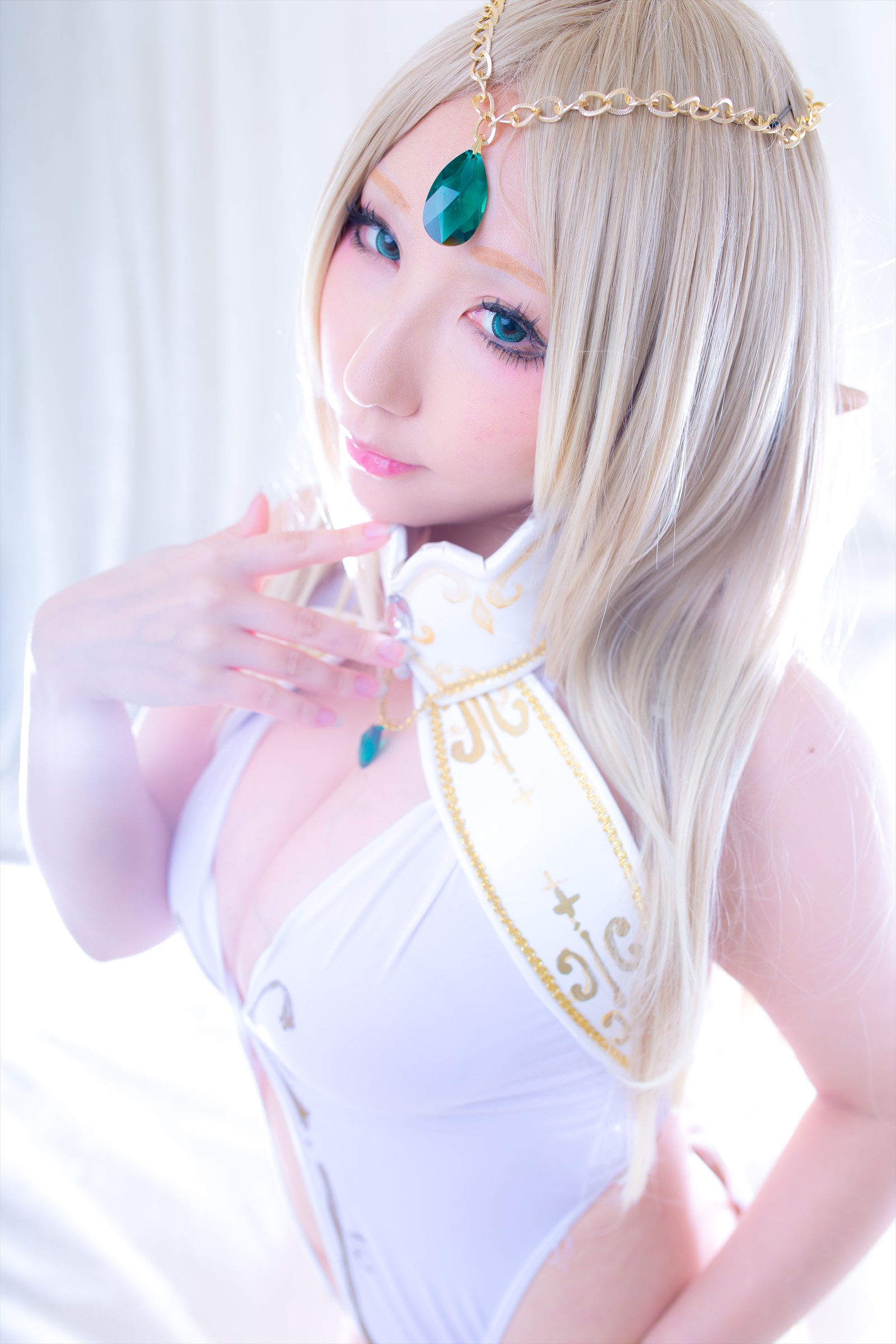 asian blonde_hair breasts cosplay female long_hair shooting_star solo