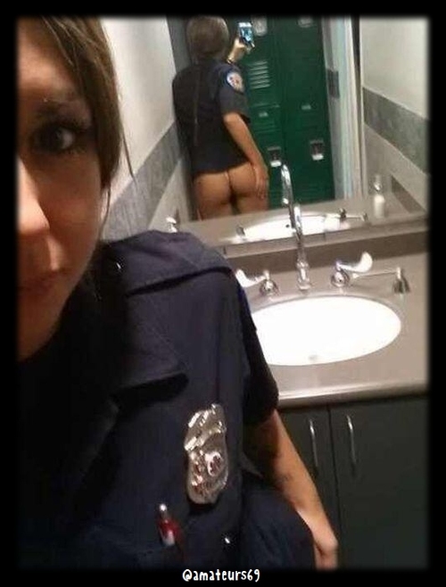 1girl ass big_ass dat_ass female female_only mirror police solo solo_female