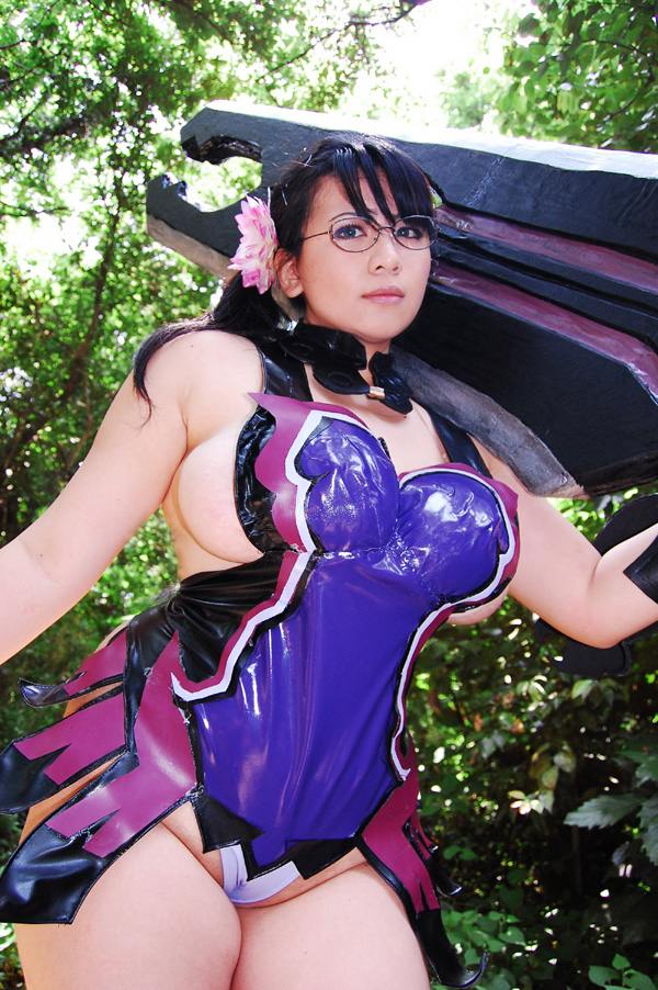 breasts cattleya chouzuki_maryou cosplay glasses large_breasts outside panties plump queen's_blade solo