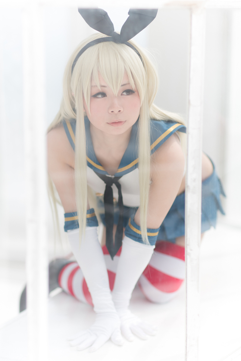 asian blonde_hair cosplay elbow_gloves female gloves kantai_collection long_hair shimakaze_(kantai_collection) shoes skirt solo suu thighhighs