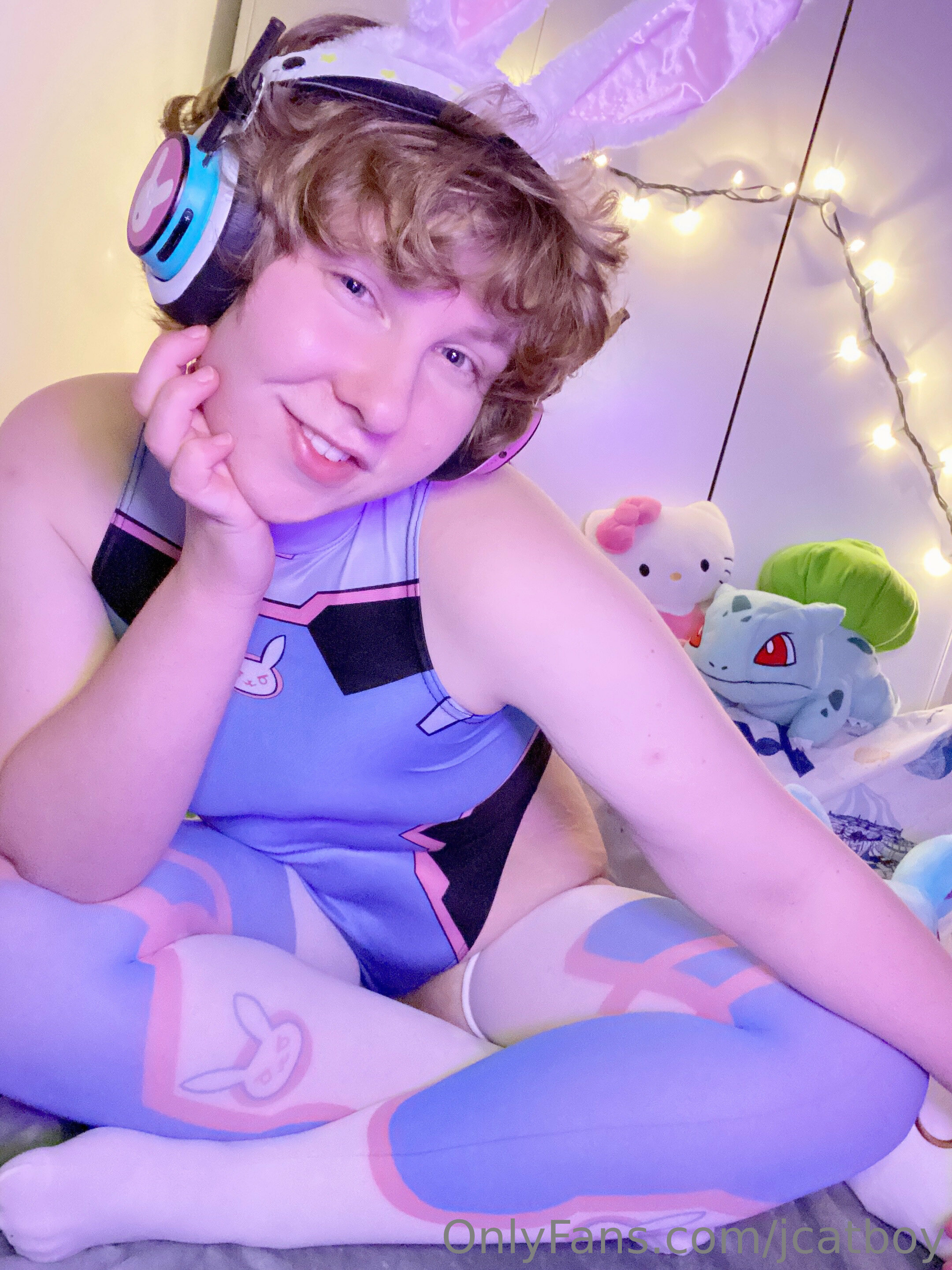 1boy 2022 femboy ftm genderfluid jcatboy light-skinned_male light_skin male_only onlyfans sfw solo solo_male trans_man transgender
