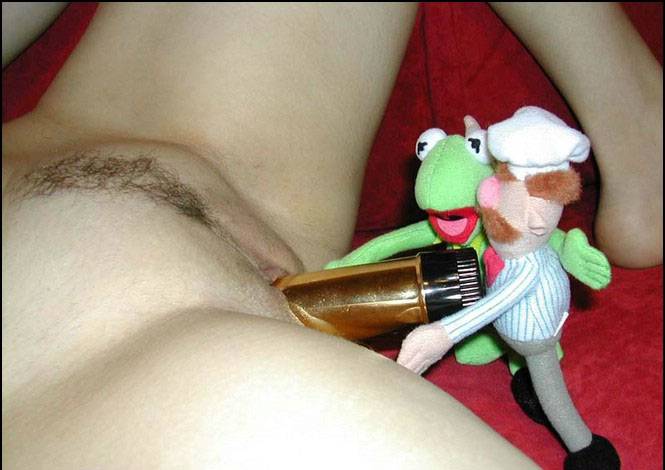 dildo funny kermit_the_frog muppets sesame_street soft_skin swedish_chef