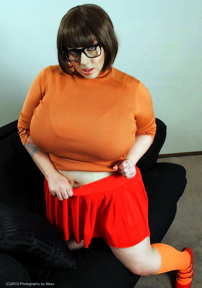 2012 cosplay huge_breasts photo real_person scooby-doo velma_dinkley