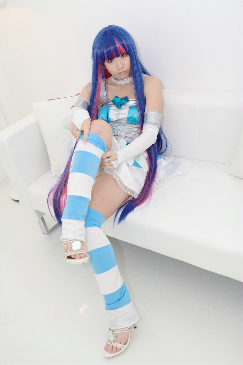 1girl asian blue_hair breasts cosplay enako female high_heels japanese long_hair panty_&amp;_stocking_with_garterbelt shoes solo stocking_(psg) thighhighs