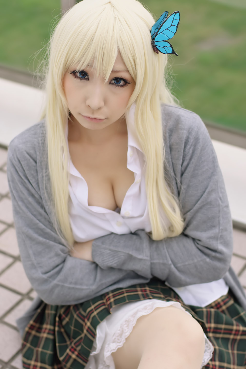 1girl asian blonde_hair boku_wa_tomodachi_ga_sukunai breasts cosplay female kashiwazaki_sena kneeling long_hair solo watermark