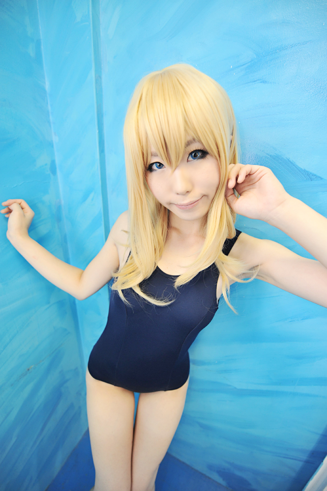 1girl asian blonde_hair breasts cosplay female k-on! kotobuki_tsumugi long_hair one-piece_swimsuit school_swimsuit solo sukumizu swimsuit