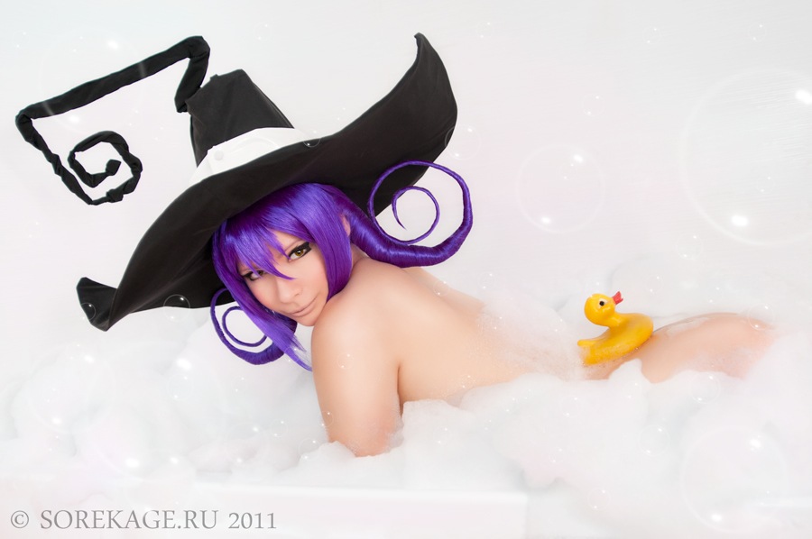 breasts cosplay female hat long_hair purple_hair solo witch