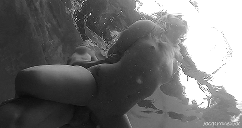 animated black_and_white breasts female gif hips male monochrome navel nipples penetration penis pool sex source_request spread_legs swimming_pool tattoo underwater vaginal water wet