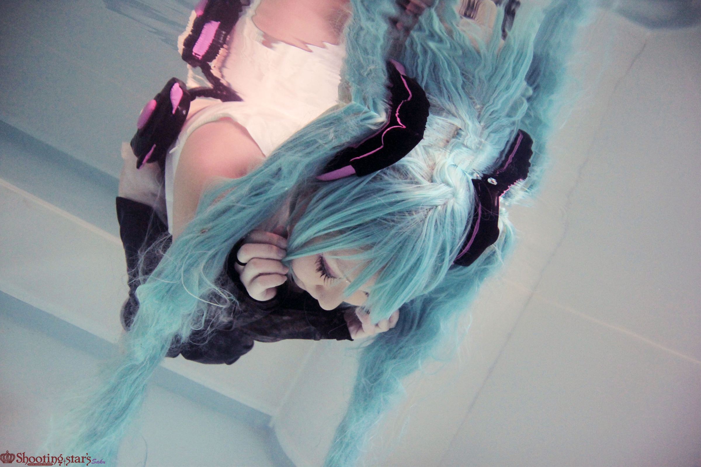 aqua_hair asian breasts cosplay elbow_gloves female gloves hatsune_miku long_hair pigtails shooting_star solo vocaloid watermark