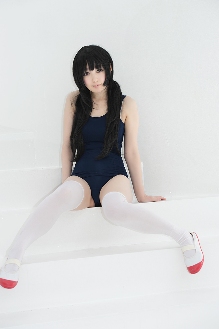 asian black_hair breasts cosplay female long_hair shizuku solo