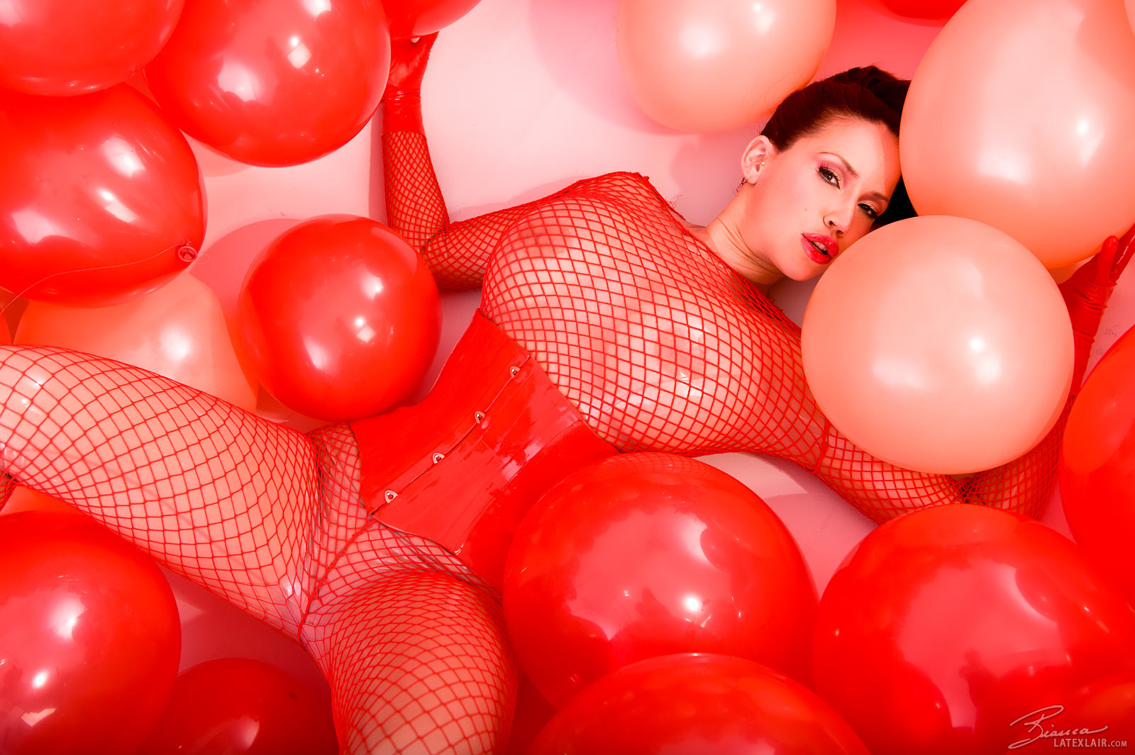 balloon bianca_beauchamp breasts corset female large_breasts long_hair red_hair solo watermark