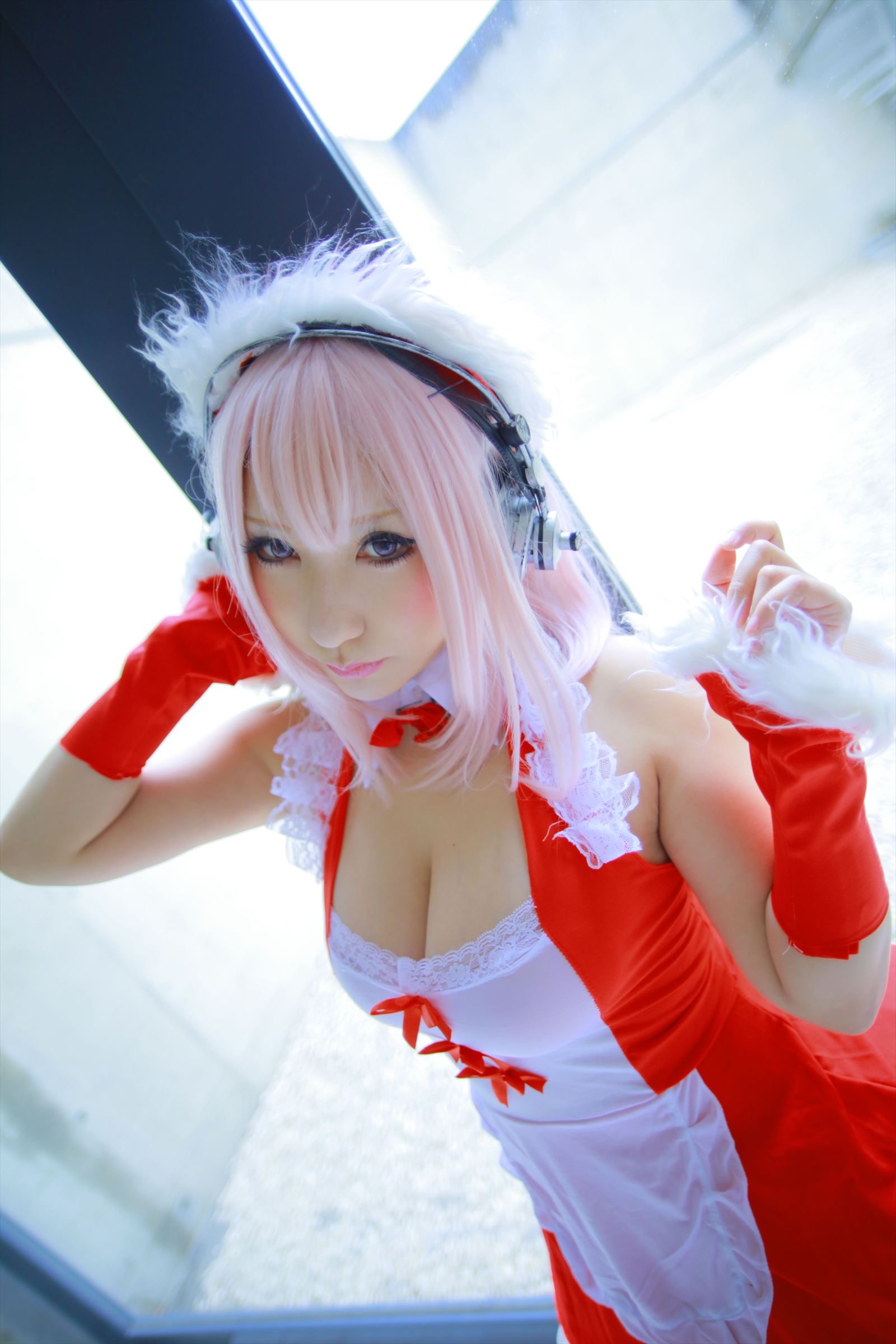 asian breasts female headphones large_breasts long_hair pink_hair shooting_star solo