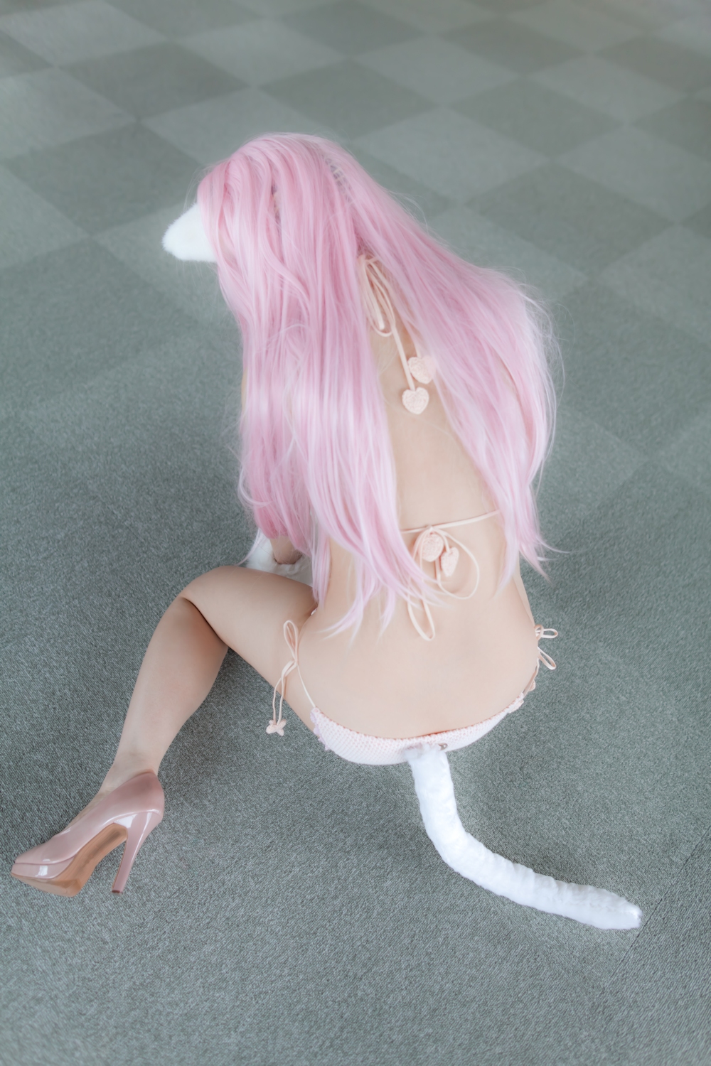 animal_ears asian ass breasts cosplay enako female long_hair looking_back pink_hair solo