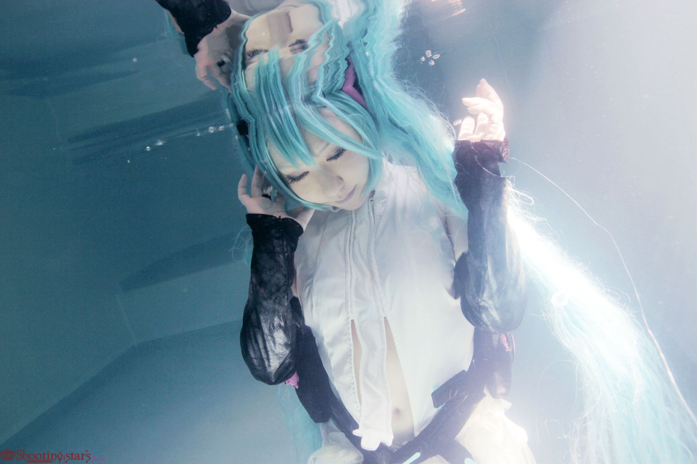 aqua_hair asian breasts cosplay elbow_gloves female gloves long_hair pigtails shooting_star solo watermark