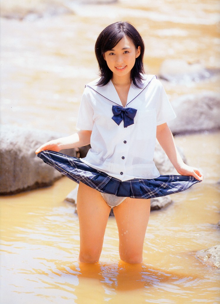 asian creek japanese panties school_uniform schoolgirl seifuku serafuku skirt underwear wet