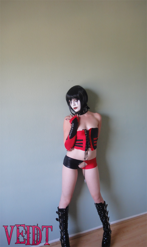 batman_(series) cosplay dc female female_only harley_quinn small_breasts solo veidt