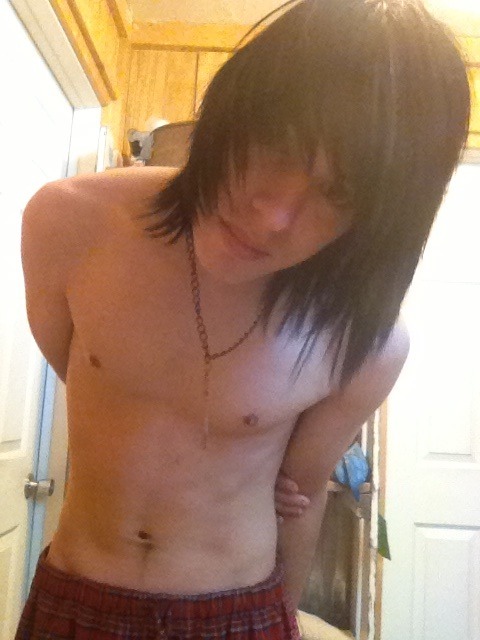 abs black_hair gay male necklace pale_skin photo self_shot twink