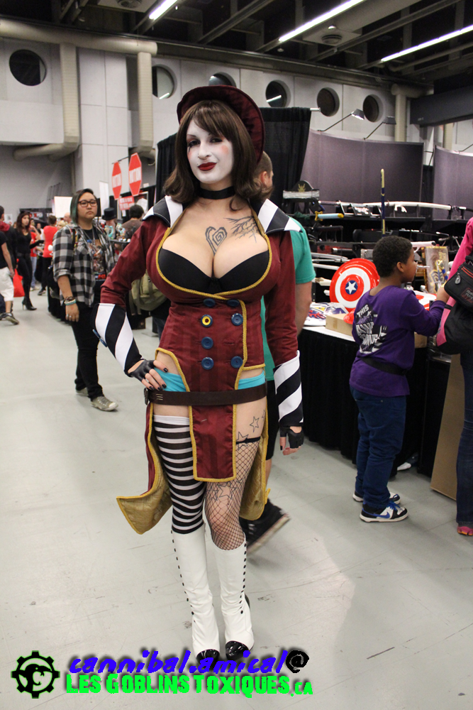ariane_saint-amour borderlands breasts cleavage cosplay mad_moxxi photo real real_person