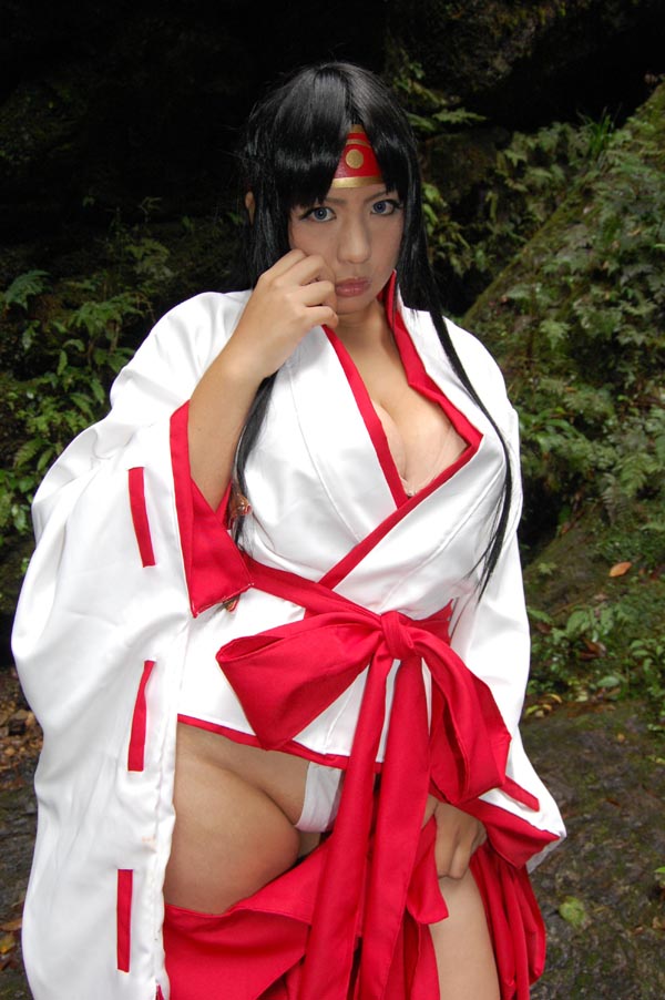 chouzuki_maryou cosplay female plump queen's_blade solo thick_thighs thighs tomoe