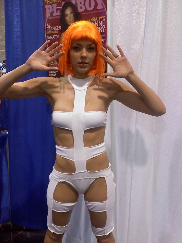 adrianne_curry cosplay leeloo model multipass photo real real_person the_fifth_element