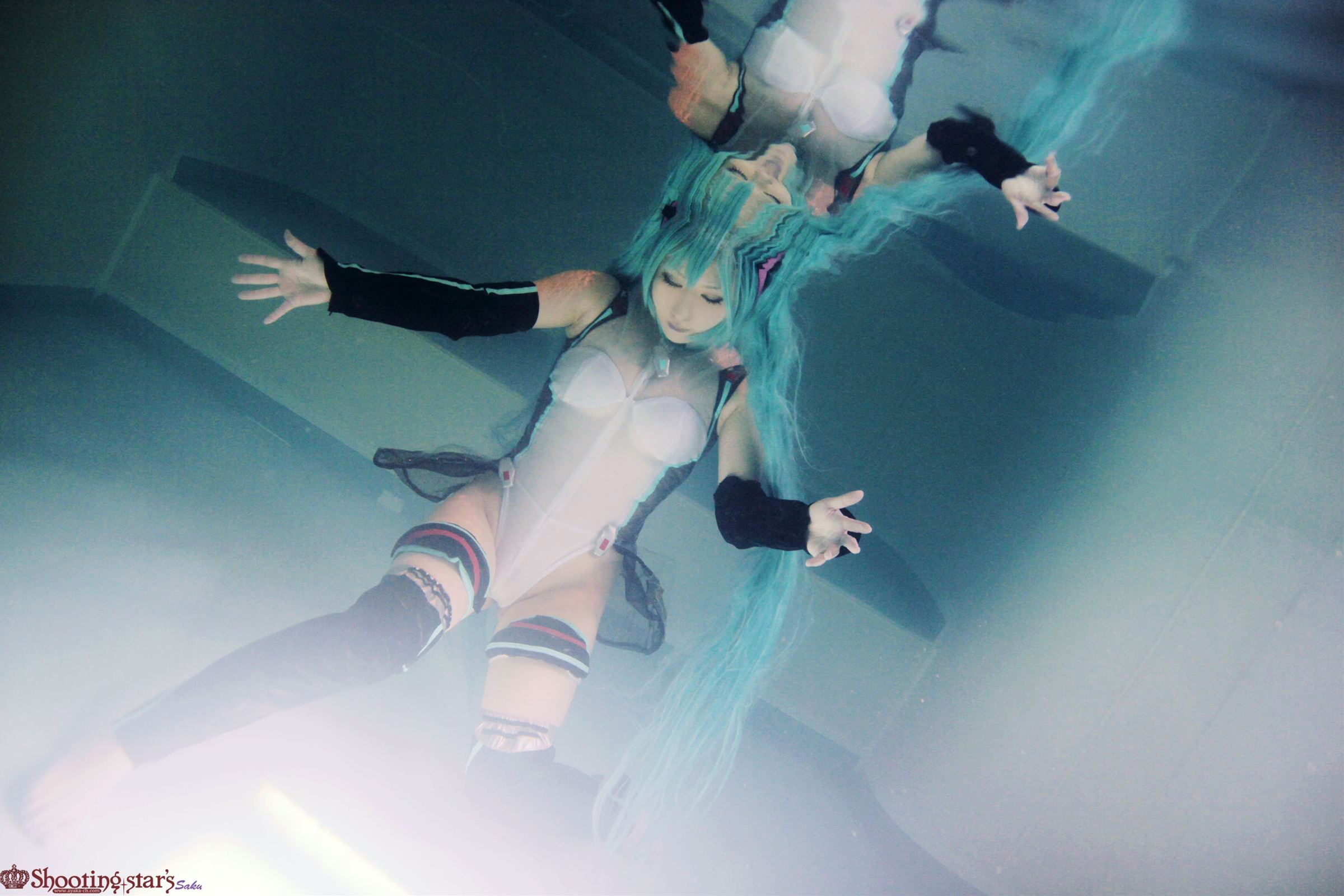 aqua_hair asian breasts cosplay elbow_gloves female gloves long_hair pigtails shooting_star solo watermark