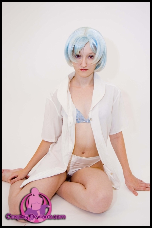 1girl cosplay cosplaydeviants female female_only layla neon_genesis_evangelion photo real_person rei_ayanami rei_ayanami_(cosplay) solo