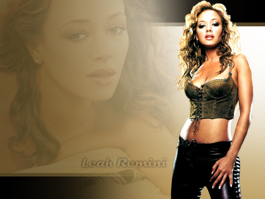 1024x768 1girl celebrity female female_only leah_remini photo real_person solo