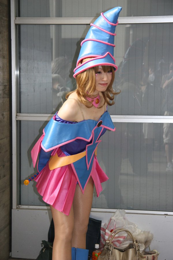 convention cosplay dark_magician_girl female photo yu-gi-oh!