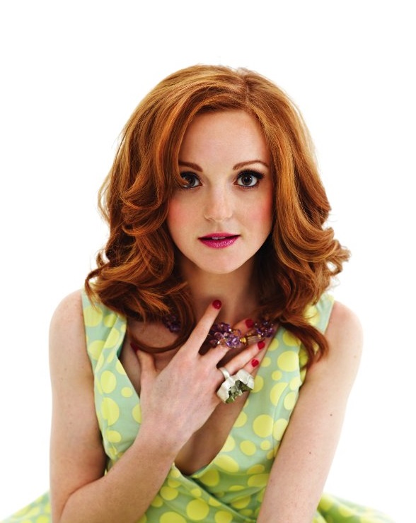 celebrity female jayma_mays red_hair solo