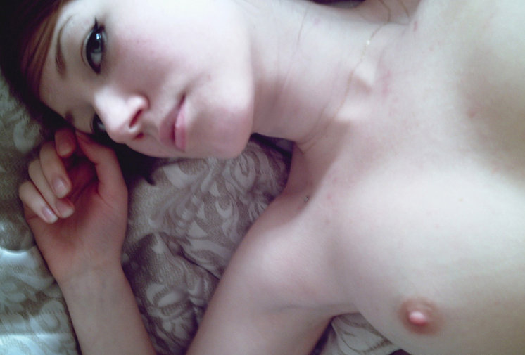 breasts female kitty_cupcake nipples selfie solo