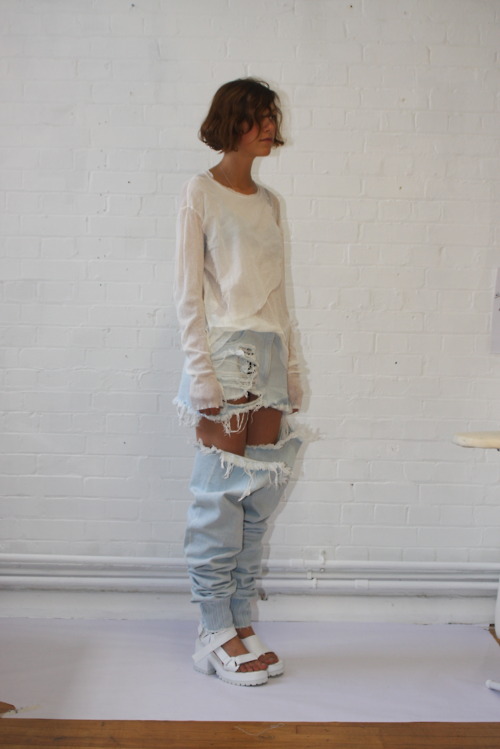 female jeans non-nude photo wardrobe_malfunction