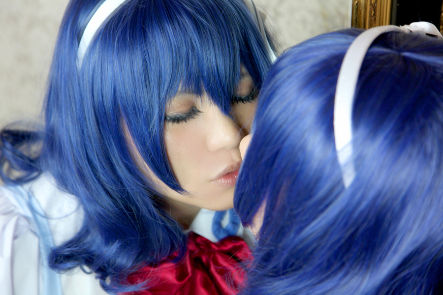 blue_hair breasts chouzuki_maryou cosplay kiss large_breasts long_hair mirror solo