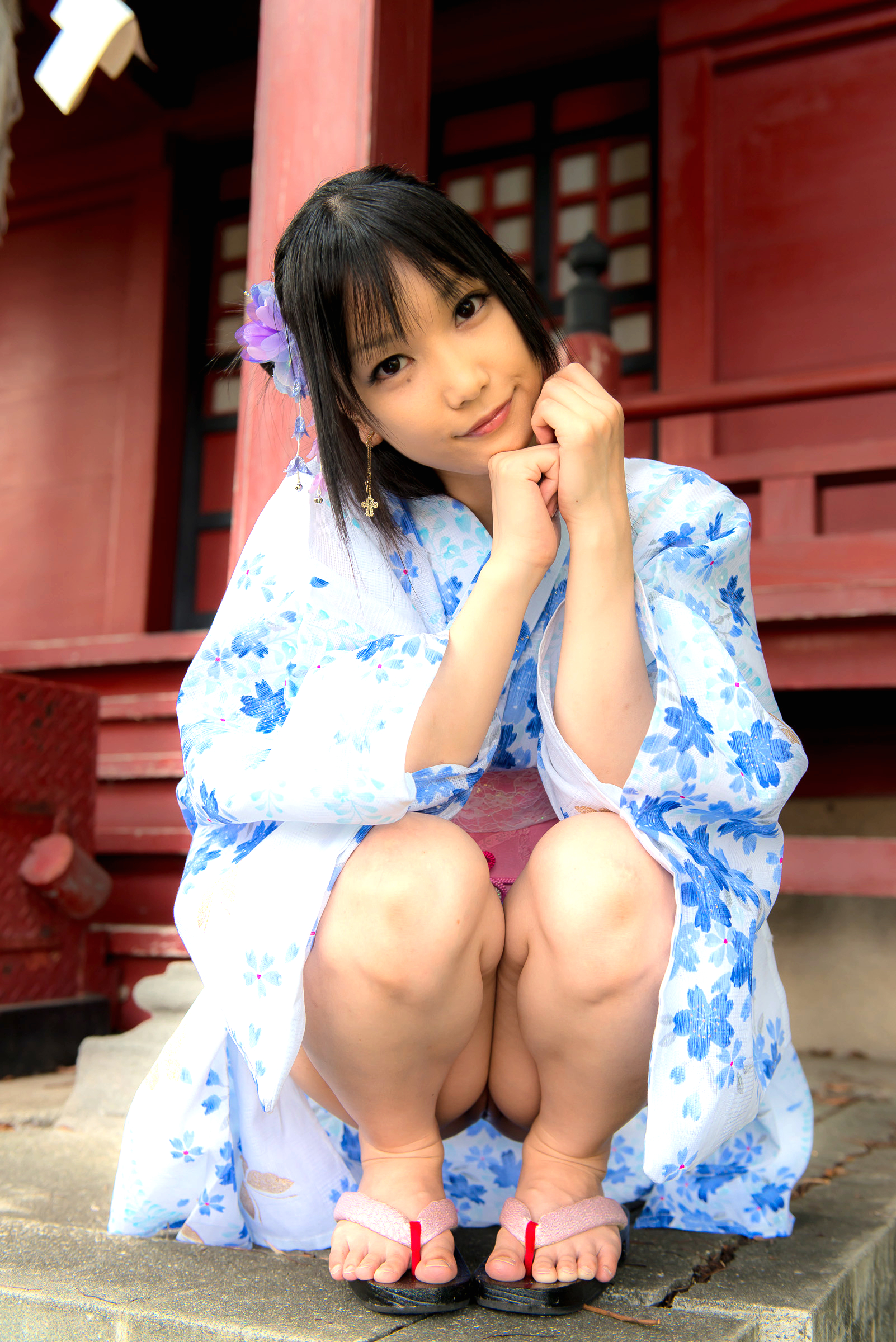 asian female highres japanese_clothes kimono lenfried no_panties photo pussy squatting uncensored