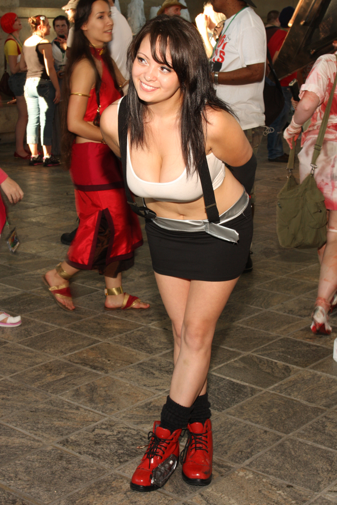 angeliqua_kuo breasts cleavage cosplay final_fantasy final_fantasy vii navel smile tifa_lockhart
