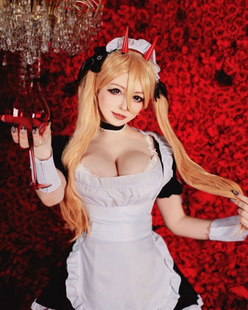 blonde_hair chainsaw_man cleavage cosplay demon_girl demon_horns horns kamelya_chan large_breasts maid maid_uniform power_(chainsaw_man)