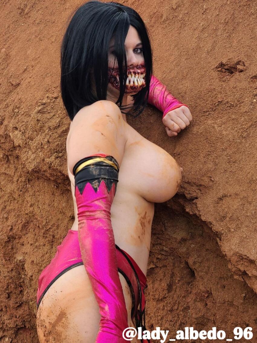 cosplay lady_albedo_96 mileena mortal_kombat solo tits_out