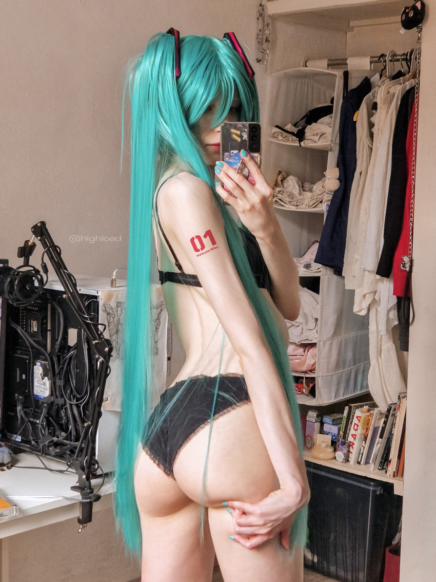 1girl black_bra black_panties bra cosplay hatsune_miku highiced mirror mirror_selfie non-nude panties photo reddit selfie solo vocaloid