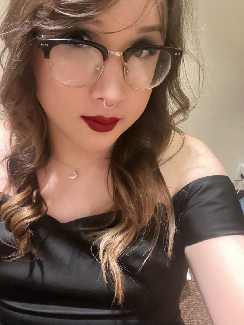 cutie femboy glasses rvroflewds sissy trans transgender trap