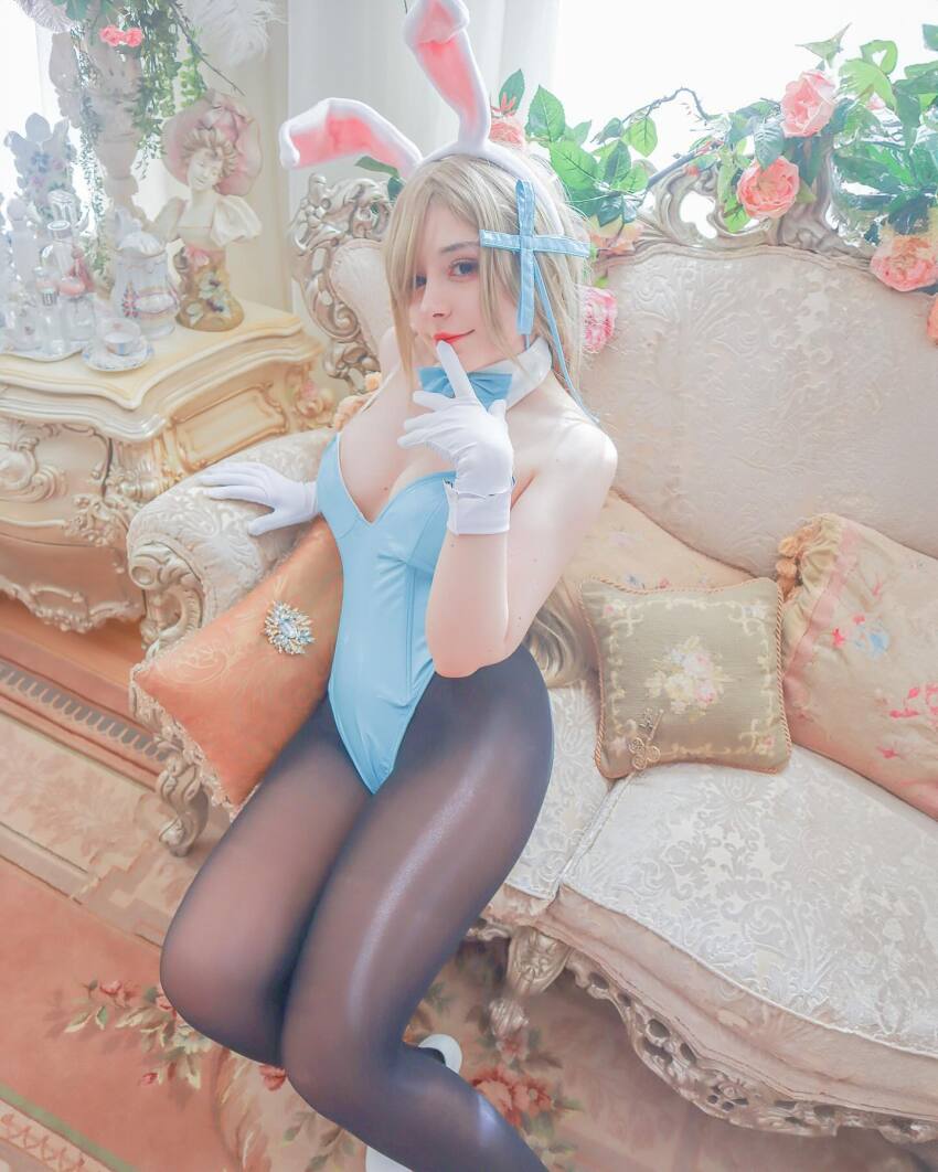 1girl animated asuna_(blue_archive) blonde_hair blue_archive bunny_ears bunny_girl cleavage cosplay gloves large_breasts latex leotard myuumarie pantyhose sitting solo