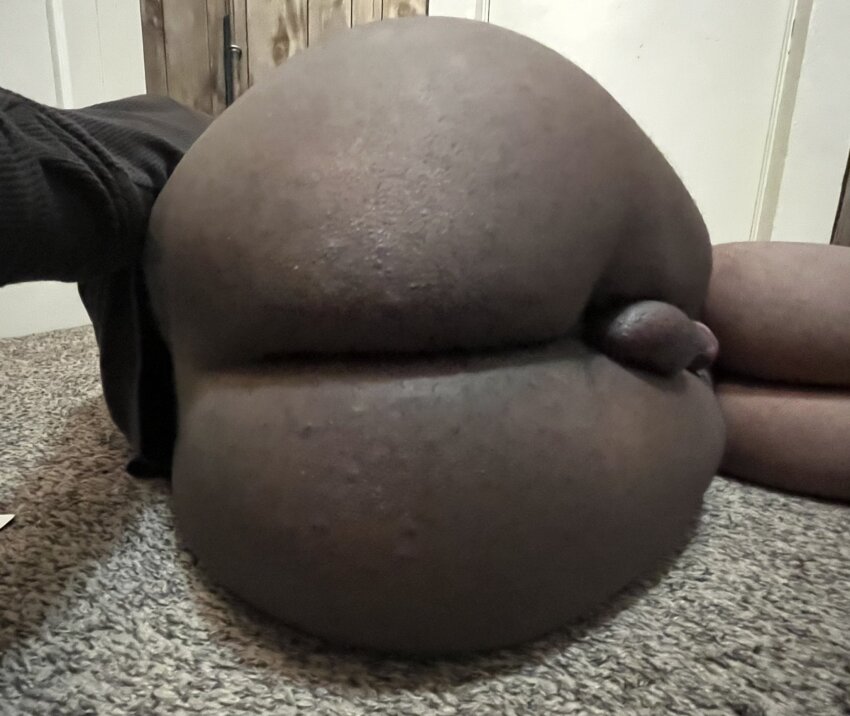 ass backsack balls big_ass boiisquishy femboy huge_ass thicc thick_thighs