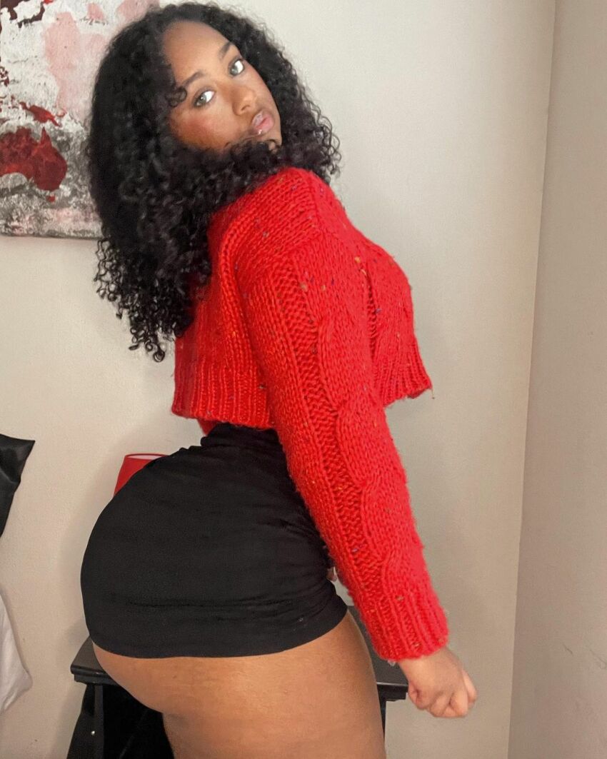 big_ass ebony ildgaff mini_skirt short_skirt