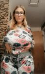 animated bbw belly_button_piercing breast_drop glasses huge_breasts no_sound nose_piercing tab0301 webm wide_hips rating:Explicit score:87 user:Fapboy