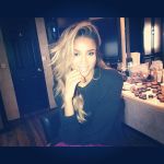 1girl clothed female female_only solo solo_female tagme