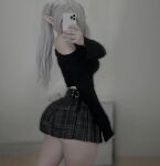 big_ass frieren goth mirror phone