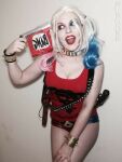 1girl abi_aikou blonde_hair blue_hair dc dc_comics fappeningbook.com female female_focus female_only harley_quinn harley_quinn(cosplay) harley_quinn (cosplay) multicolored_hair solo